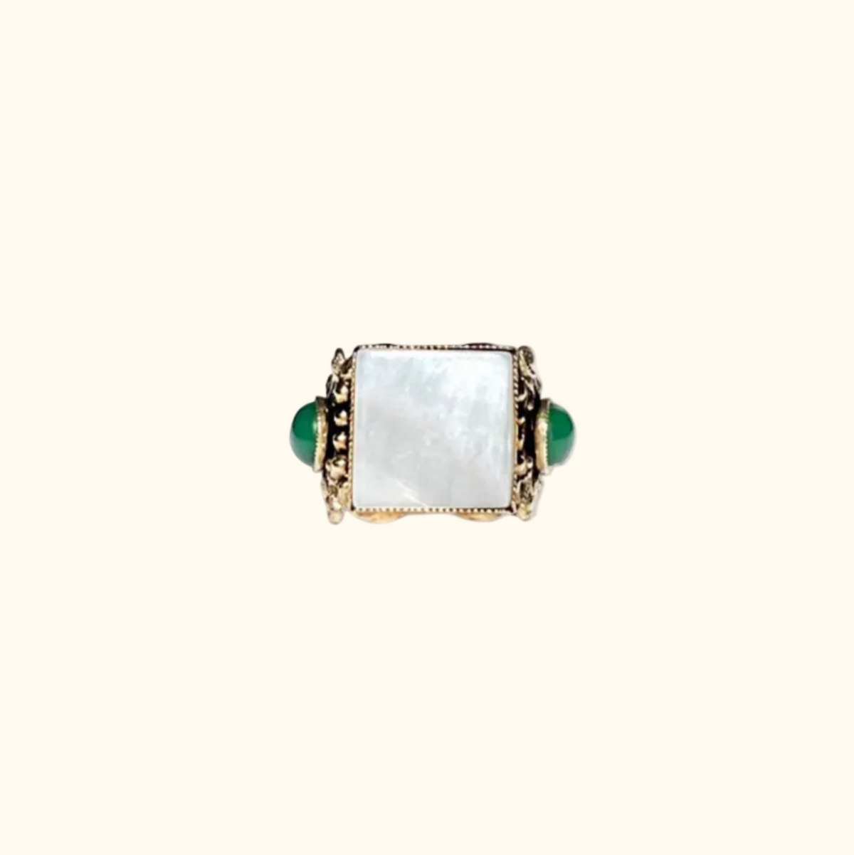 Bague pierre
